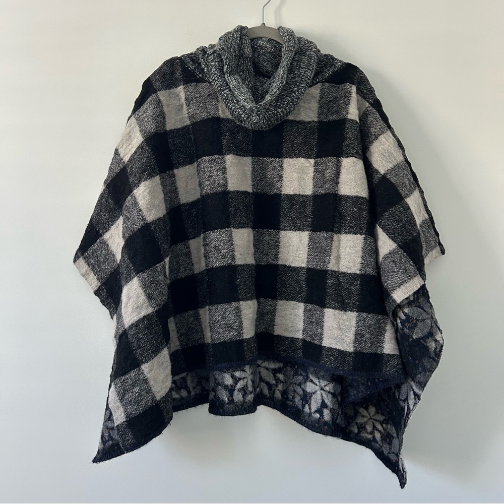 Anthropologie Wintertide Reversible Floral Buffalo Check Wool Turtleneck Shrug